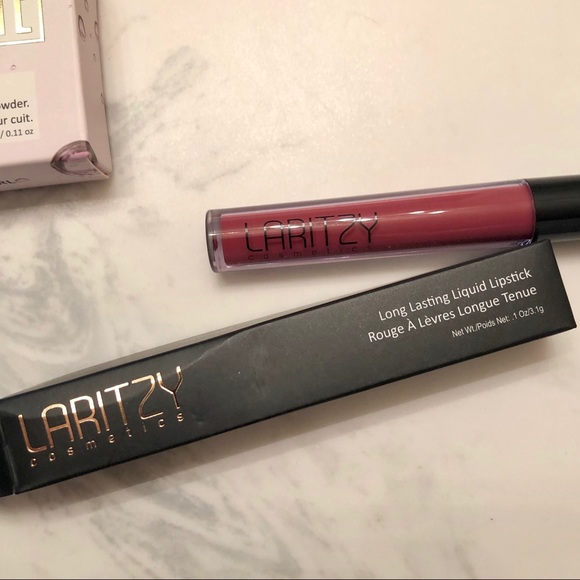 SOLD▪️NWT MAKEUP BEAUTY BUNDLE - Picture 6 of 8